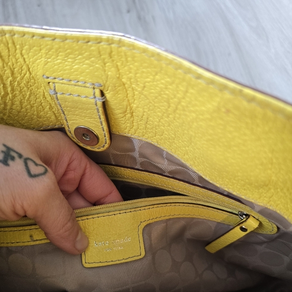 Kate Spade | Maryanne dandelion yellow leather preppy medium shoulder bag purse - Picture 10 of 16